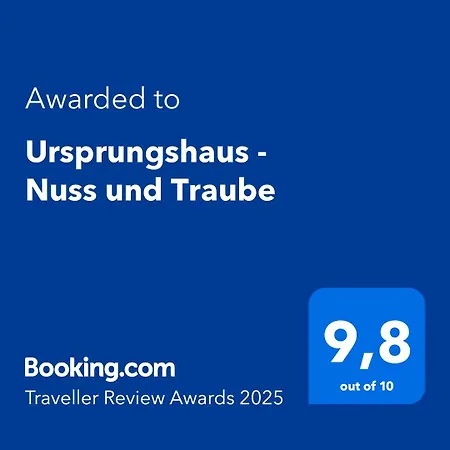 Ursprungshaus - Nuss Und Traube *